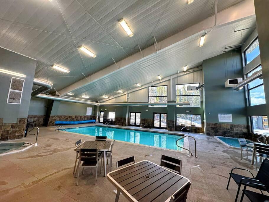 Winter Haus, Winter Park 2 Bedrooms Corner Unit W Outdoor Patio Walking Distance To The Center Of Town المظهر الخارجي الصورة