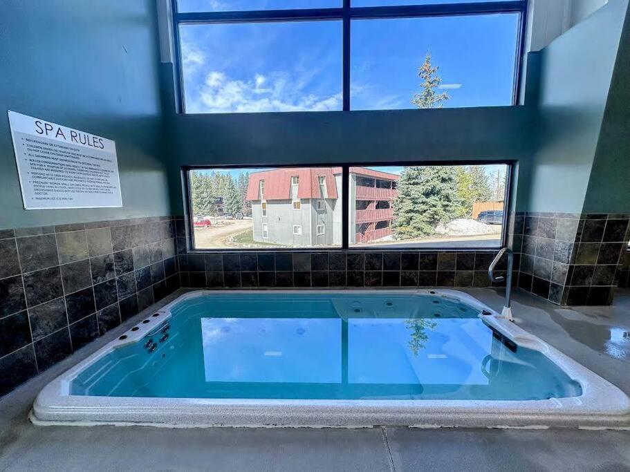 Winter Haus, Winter Park 2 Bedrooms Corner Unit W Outdoor Patio Walking Distance To The Center Of Town المظهر الخارجي الصورة