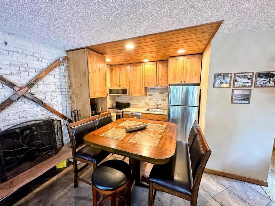 Winter Haus, Winter Park 2 Bedrooms Corner Unit W Outdoor Patio Walking Distance To The Center Of Town المظهر الخارجي الصورة